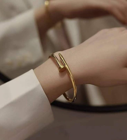 NAIL BANGLES BRACELET