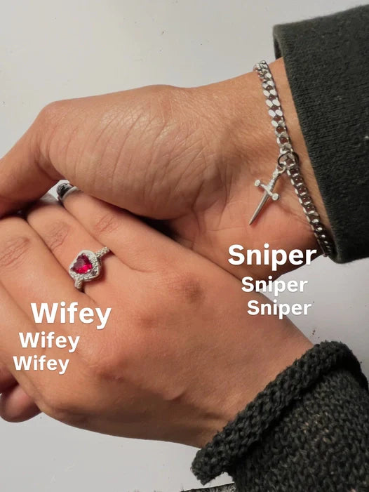 BRACELET