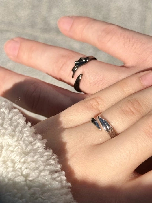 Night Fury & Light Fury Couple Rings